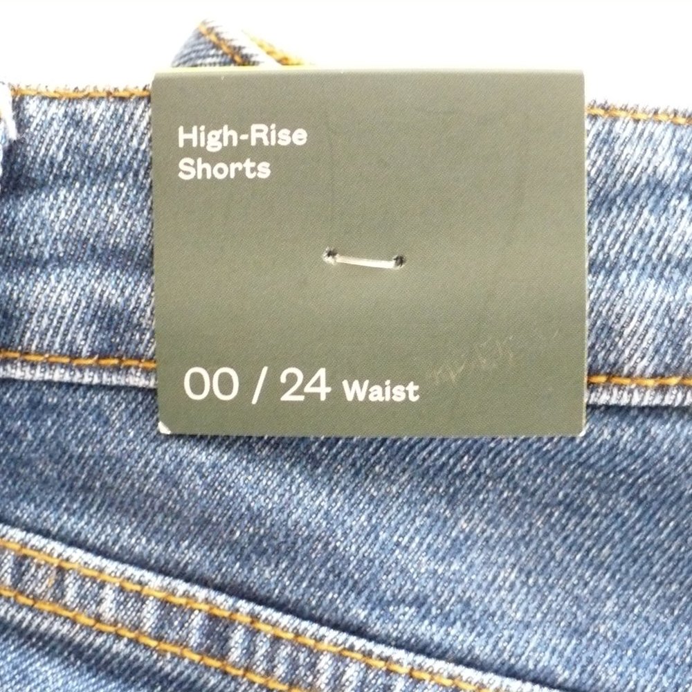 Wild Fable Shorts - Size 00 - New with Tags. - Picture 5 of 8